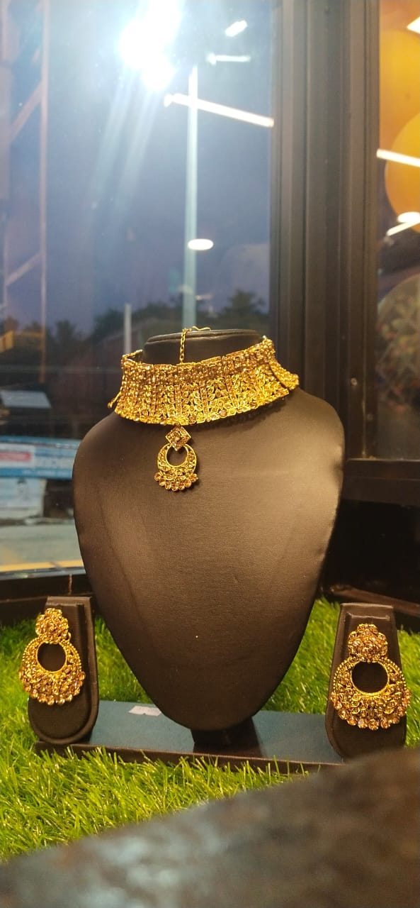 VINTAGE VIOLET BOUTIQUE CHERUPUZHA